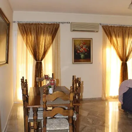 Our Apartment - Corfu Center Apartment